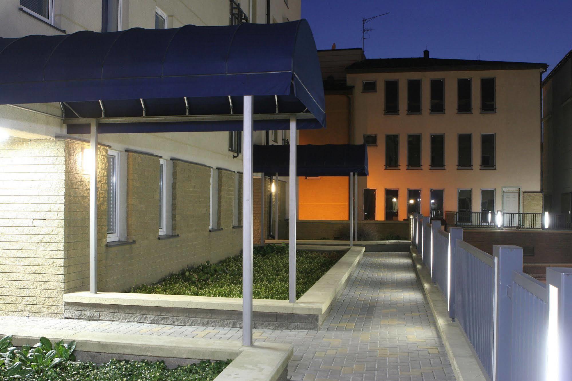 Warsaw Apartments Magnolie מראה חיצוני תמונה
